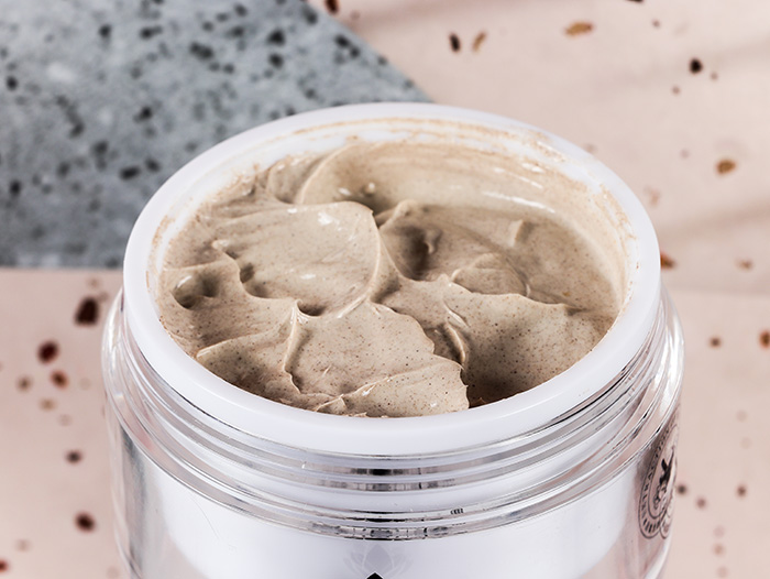 漢宮妝草本養(yǎng)顏靚膚膏 漢宮妝草本養(yǎng)顏靚膚膏