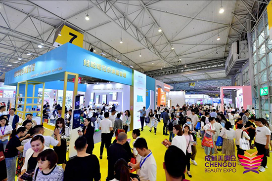 點(diǎn)燃破局與新生,成都美業(yè)博覽會引爆美業(yè) 點(diǎn)燃破局與新生,成都美業(yè)博覽會引爆美業(yè)