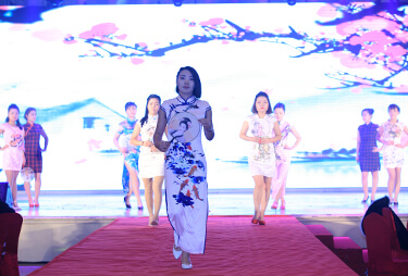 㡶\CAչF(xin)҂ͬ